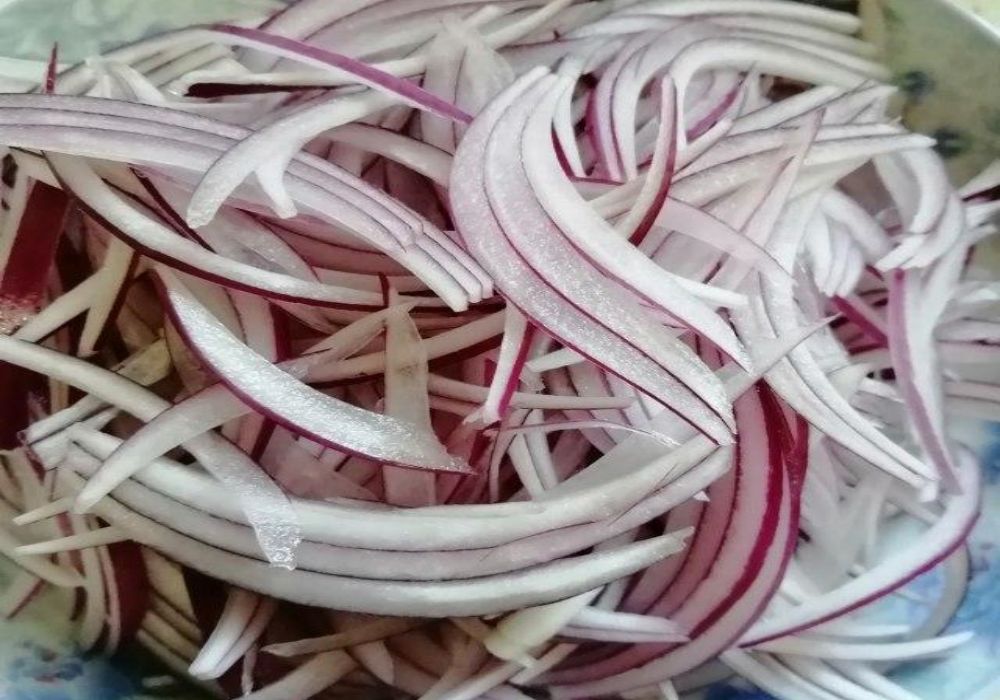 IQF Onion Strips 3/4"