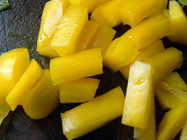 IQF Diced Yellow Bell Pepper